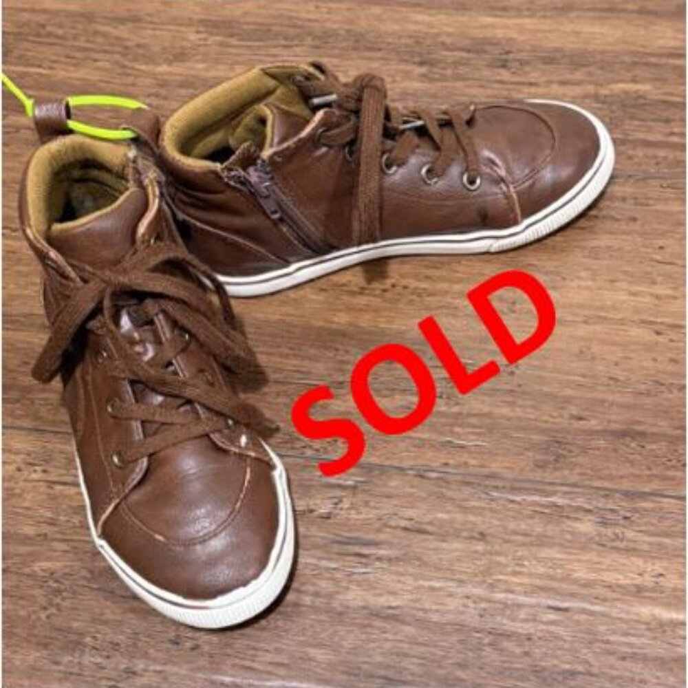 Cat & Jack High Top Brown Shoes, Size 1